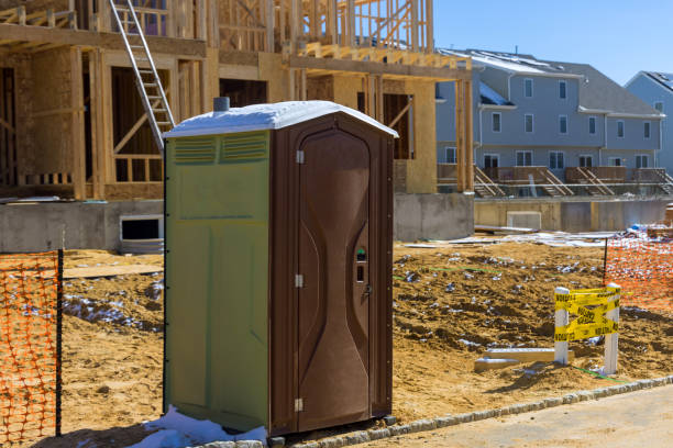 Best Portable restroom trailer rental  in Rden, WA